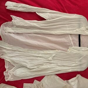 Old Navy Women's White Button Down Shirt